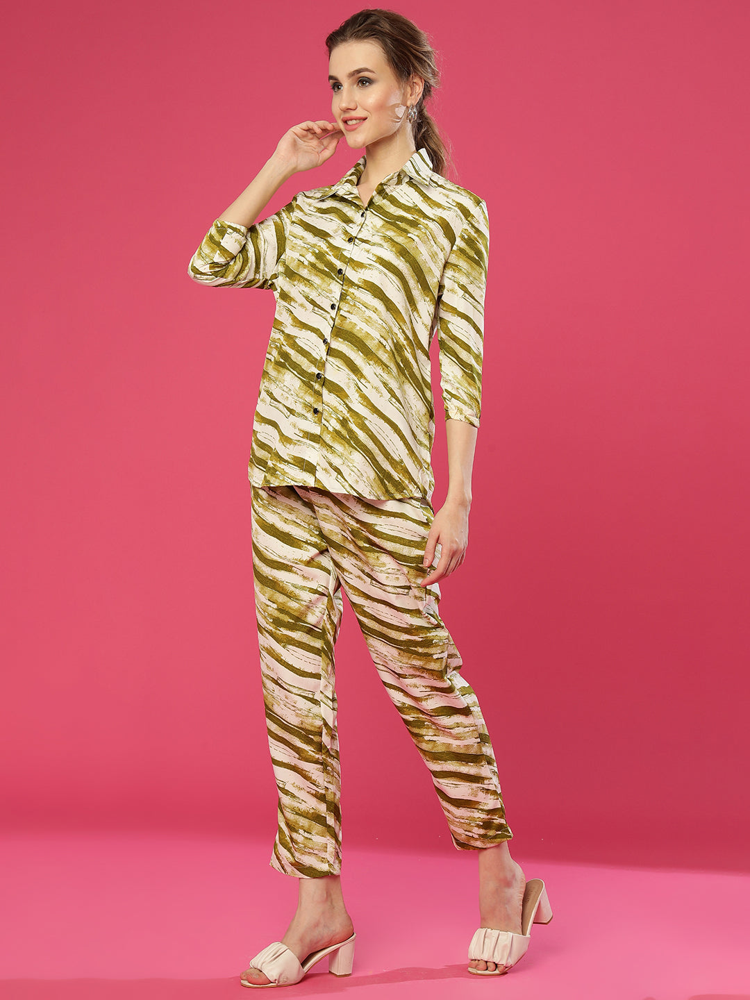 ANUSHIL Women's Co-ord Set | Effortless Elegance in Matching Top and Bottom | Printed Co-ord Set, Casual Wear, Outfit (Green)