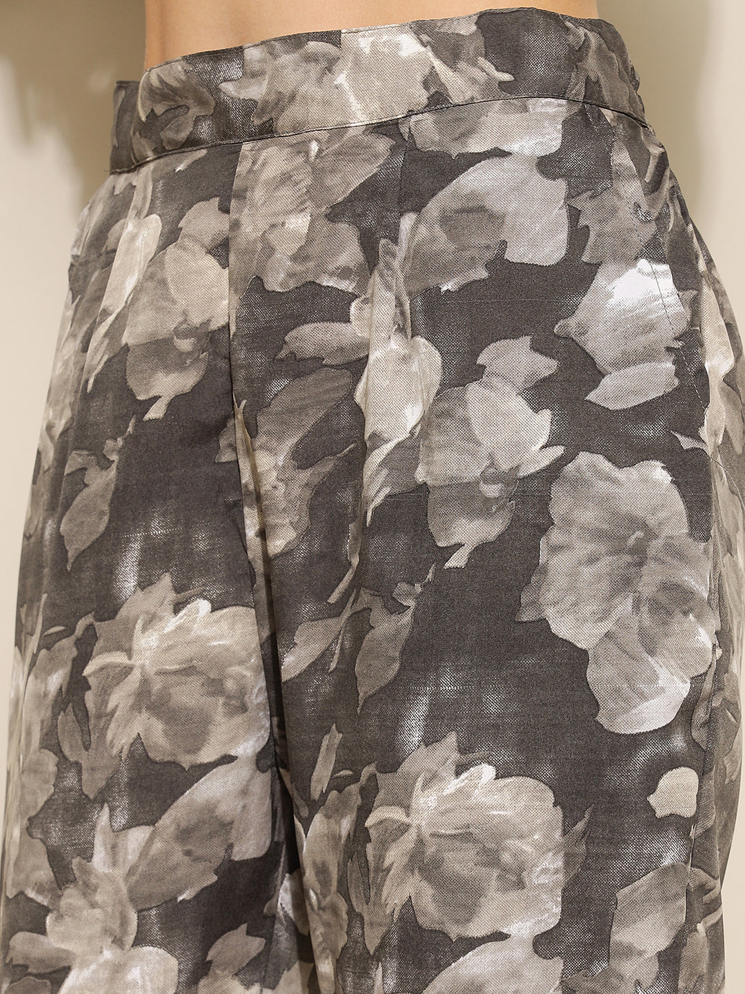 ANUSHIL Stylish Co-ord Set for Women - Printed Crop Top with Pants and Blazer, 3peice Co-ord Set for Casual Wear (Grey)