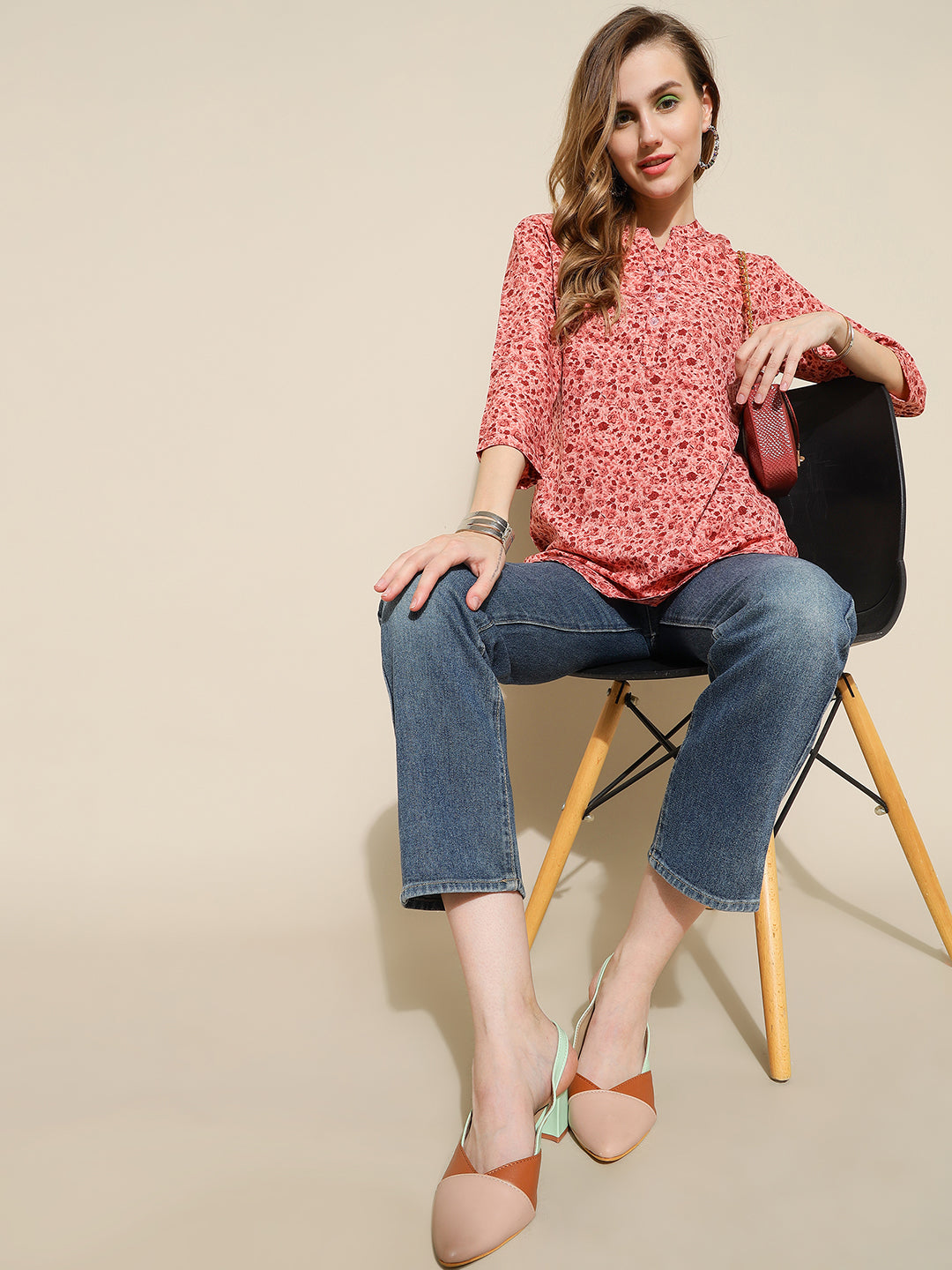 ANUSHIL Women's Short Kurti: Contemporary Comfort and Style, Relaxed Fit - Plus Size, Floral Printed (Red)