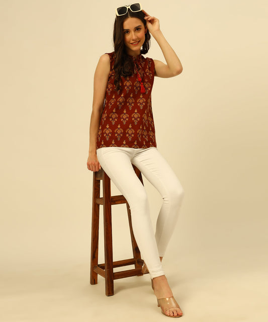 Cotton Printed Sleeveless Regular Fit Office Wear Casual Wear Top, Maroon
