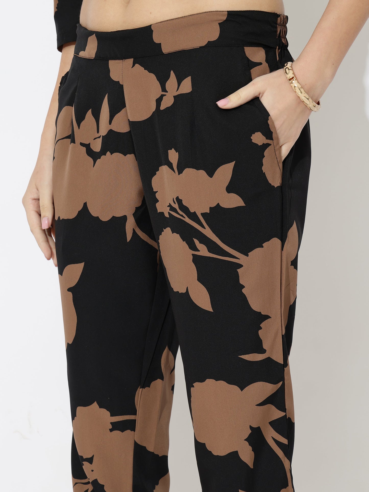 Printed Co-Ord Set for Women - Stylish & Comfortable, Latest Fashion Two-Piece Outfit(Black Brown)