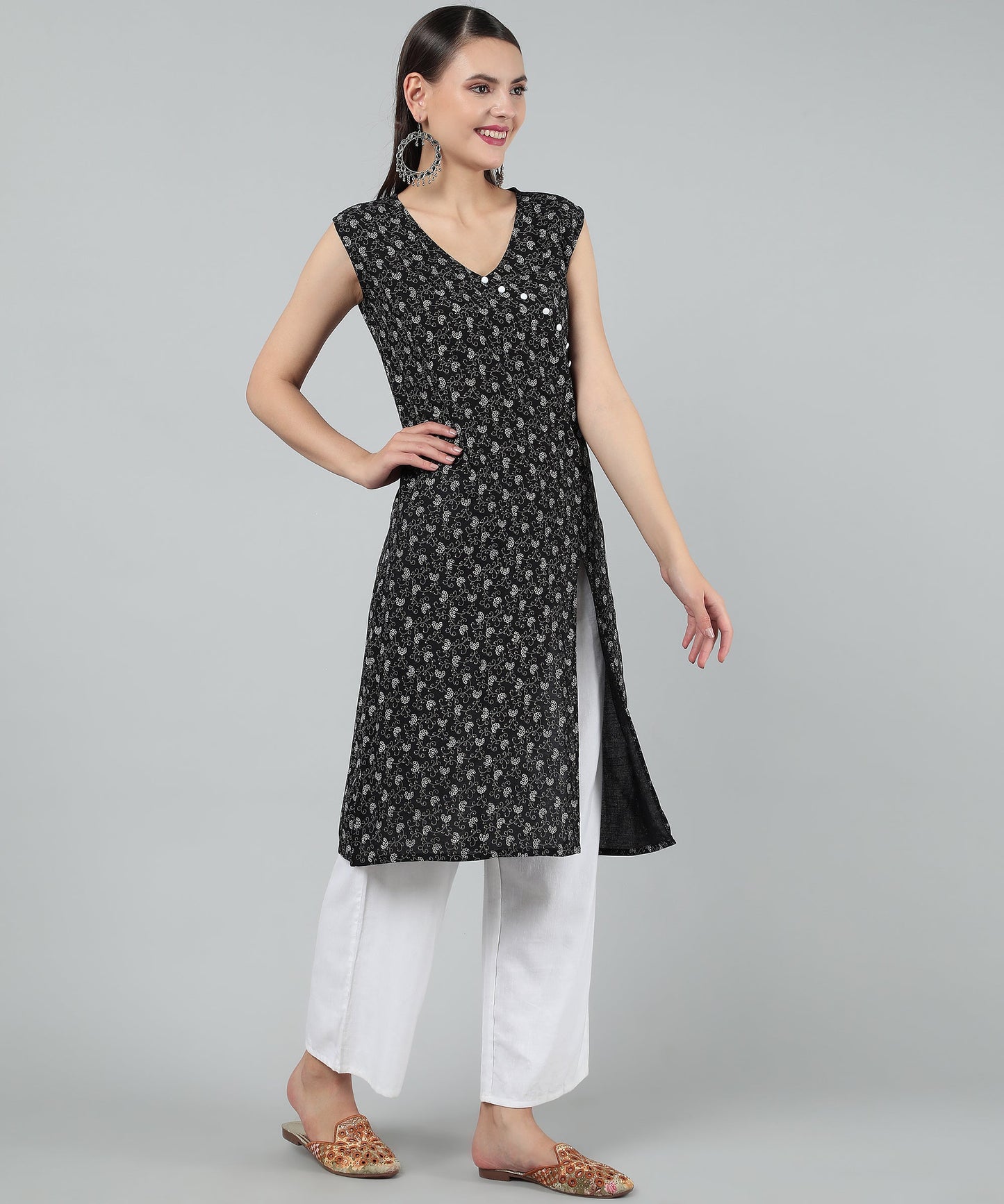 A-Line Stylish Center Slit Sleveeless Printed Cotton Kurti,Black
