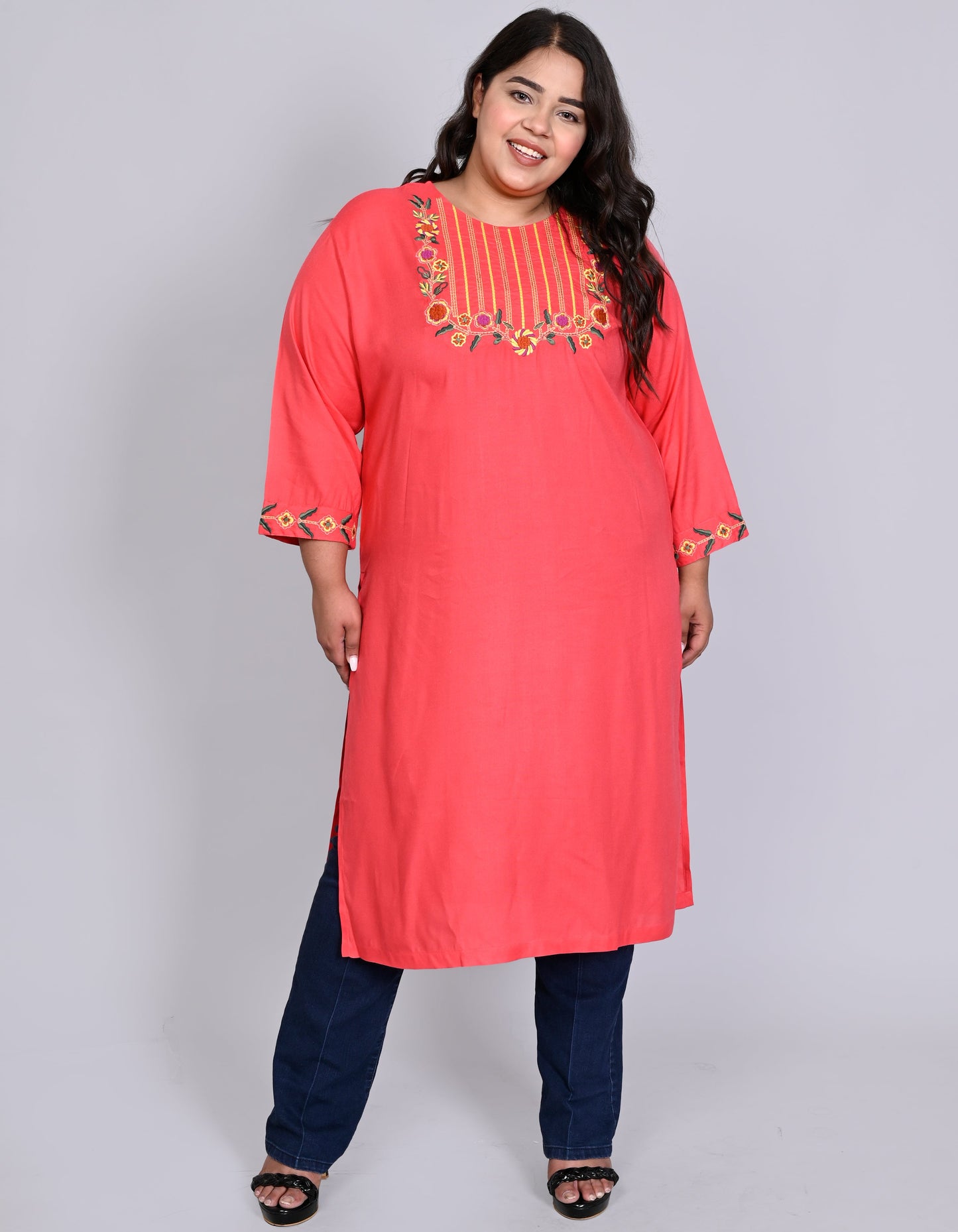 ANUSHIL Women Embroidered Straight Fit Kurta (Pink)