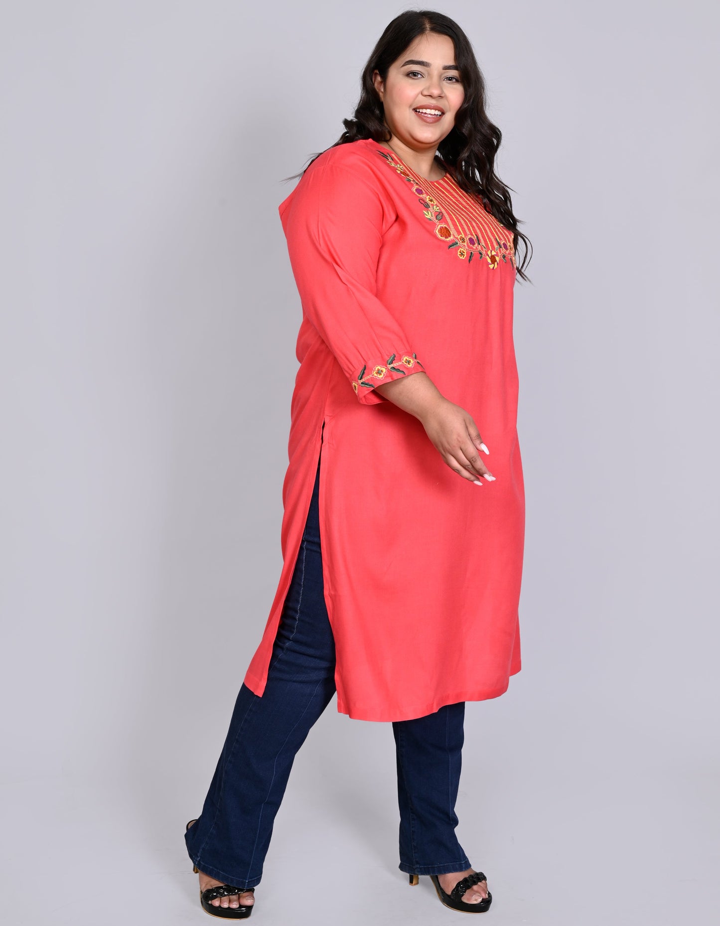 ANUSHIL Women Embroidered Straight Fit Kurta (Pink)