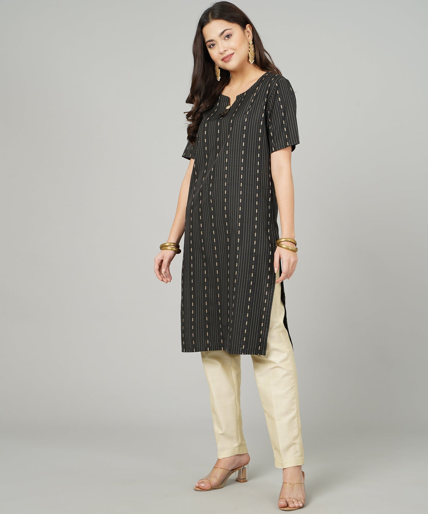 Cotton Dobby Woven Design V- Neck Elbow Sleeves Knee Length Kurta for Women's(Colour-Black)