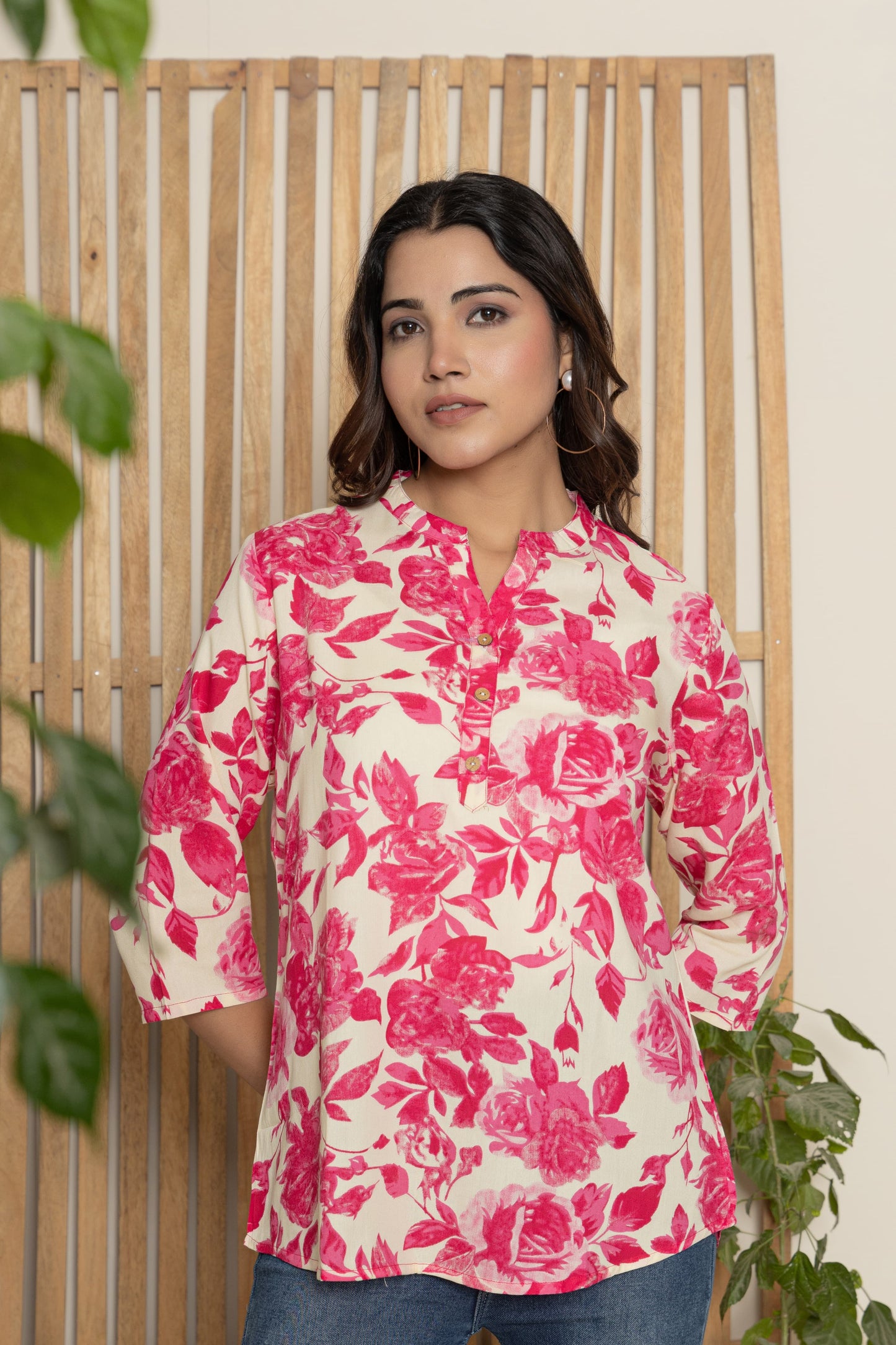 Women's Kurti & Tops| Stylish, Latest Cotton Kurti, Top Collection(White Red Flower)